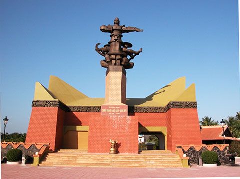 Tượng đài kỷ niệm chiến thắng Rạch Gầm-Xoài Mút tại Châu Thành, Tiền Giang. Ảnh: Bảo tàng Lịch sử Quốc gia