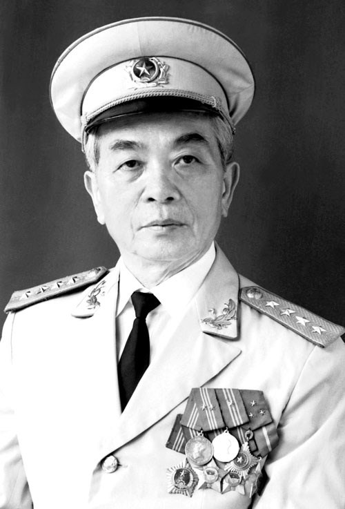 Chân dung Đại tướng Võ Nguyên Giáp